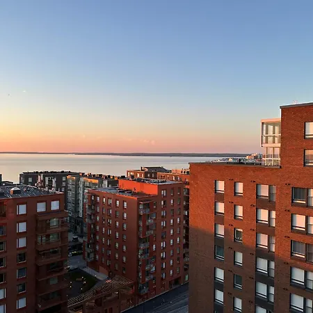 Apartment Of The - Two Bedrooms, Free Parking