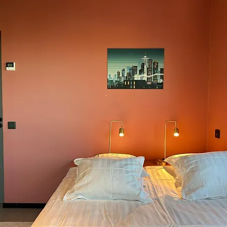 Of The - Two Bedrooms, Free Parking アパート